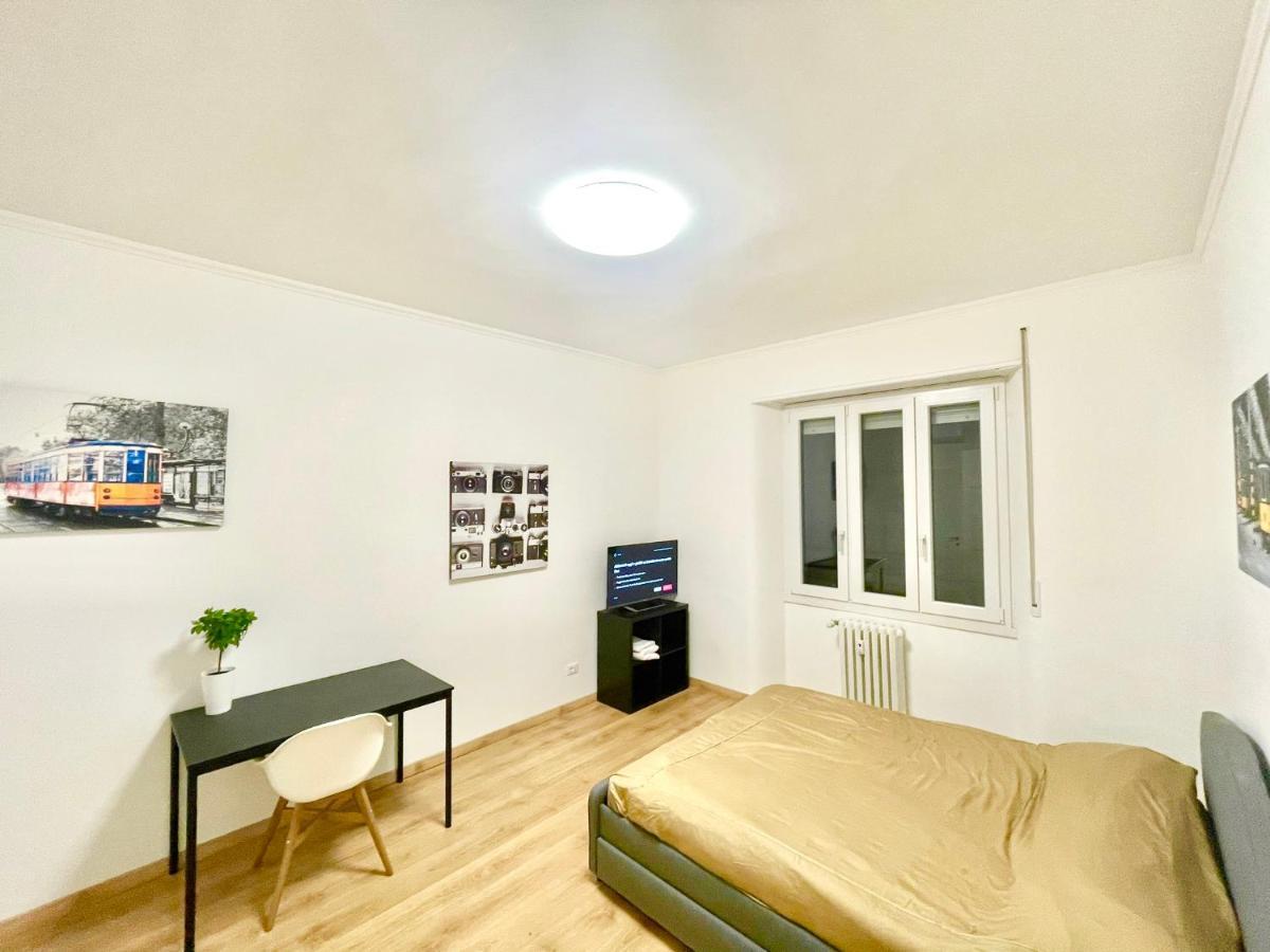 Camera Con Bagno Privato - Zona Bocconi มิลาน ภายนอก รูปภาพ